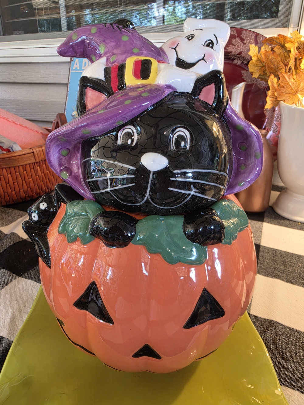 David's halloween cookie jar with pumpkin and black cat